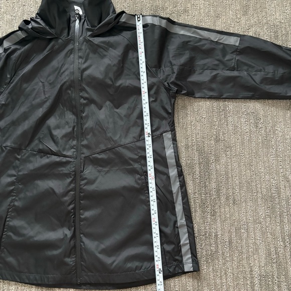 Layers Quick Dry Jacket - Water Repellant Windbreaker - Picture 14 of 16